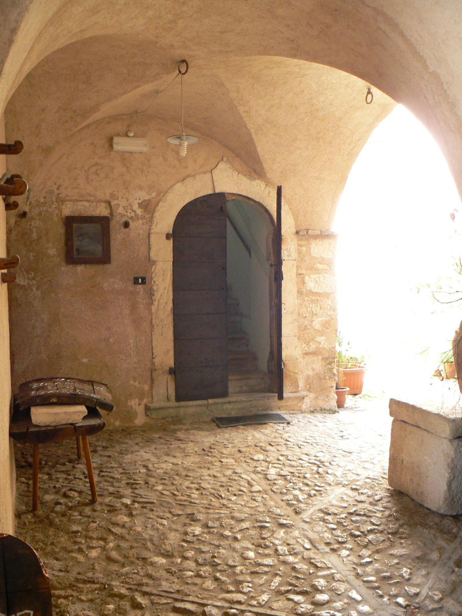 Residence Il Palazzo Santo Stefano Di Sessanio Exterior foto